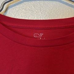 New Vineyard Vines Christmas Whale Shirt 2XL Trees Snow Holiday Red BG24