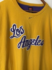 Vintage Nike Lakers Center Swoosh Heavyweight Embroidered Yellow T Shirt XXL