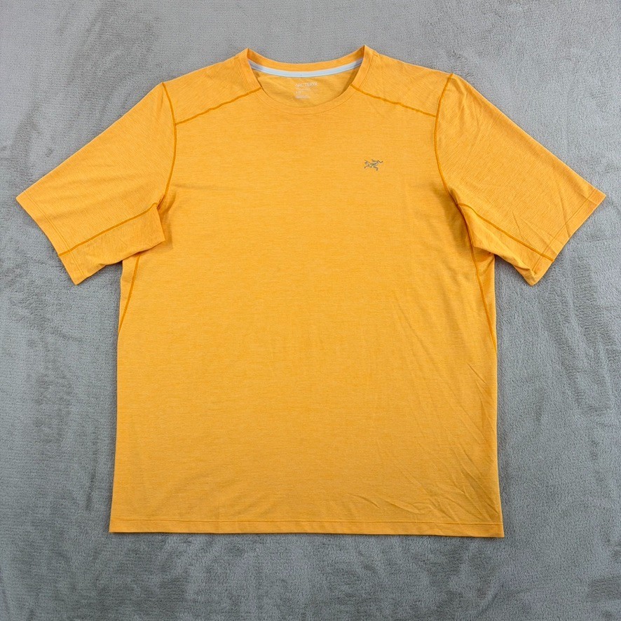 Arc’teryx Cormac Crew Neck Logo T Shirt Mens Large Yellow Performance Hike NWOT