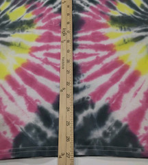 New Tie Dye Men’s Medium T-Shirt Pink Yellow Multicolor Swirl Spiral