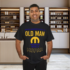 Never Underestimate An Old Man With A Mopar Class T-Shirt