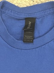 Gildan Men’s Blue Delaware Track & Field Logo Crew Neck T-Shirt Size M