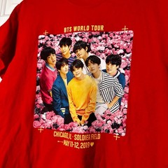 BTS World Tour 2019 Chicago Soldier Field Concert T-Shirt Red Mens Medium K-Pop