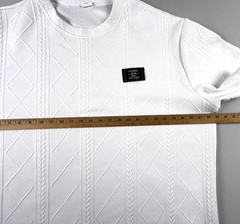 4 XL textured fabric t shirts shorts sleeve white