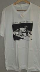 the brooklyn museum t shirt Large