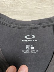 Vintage OAKLEY 2x big logo T-shirt size M