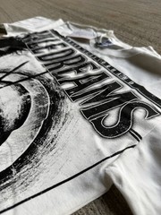 Valley Edward Scissorhands “Vale Dreams” White/Black Graphic Logo Tee S