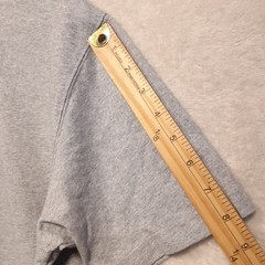Uniqlo Mens Basics Round/Crewneck T-Shirt Sz.L/Gray Heather/Ribbed Collar