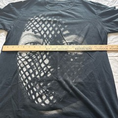 On The Run Tour Concert Graphic T-Shirt Unisex Size M Black Short Sleeve Beyoncé