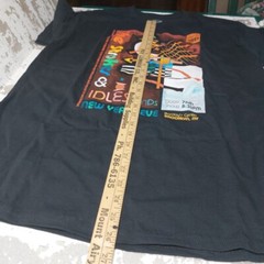 The Strokes Concert T-Shirt Size L New Years Eve 2021 Brooklyn New York Tour Tee
