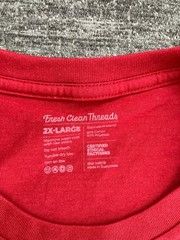 Fresh Clean Threads T-Shirt Men 2XL Bright Red Soft Knit Cotton Casual Crew Neck