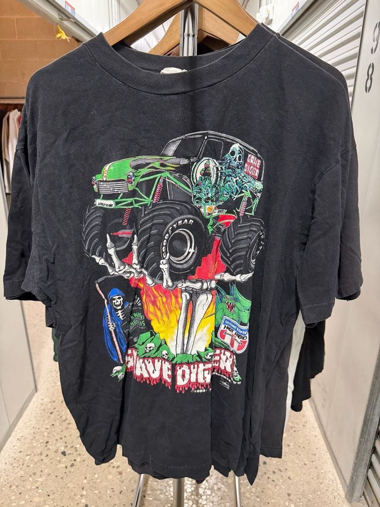 Vintage 1994 Dennis Anderson Grave Digger Monster Truck Graphic T-Shirt