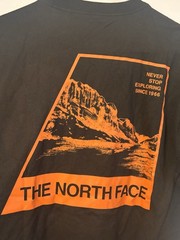 The North Face Men’s Black Short-Sleeve Tee with Orange Logo. SZ S. NWT