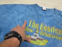 Vintage Liquid Blue The Beatles Band Yellow Submarine 2003 Tie Dye T Shirt (XL)