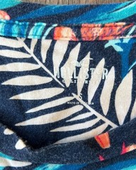 Hollister Men’s Curved Hem Tropical Floral Print T-Shirt Cotton Sz S