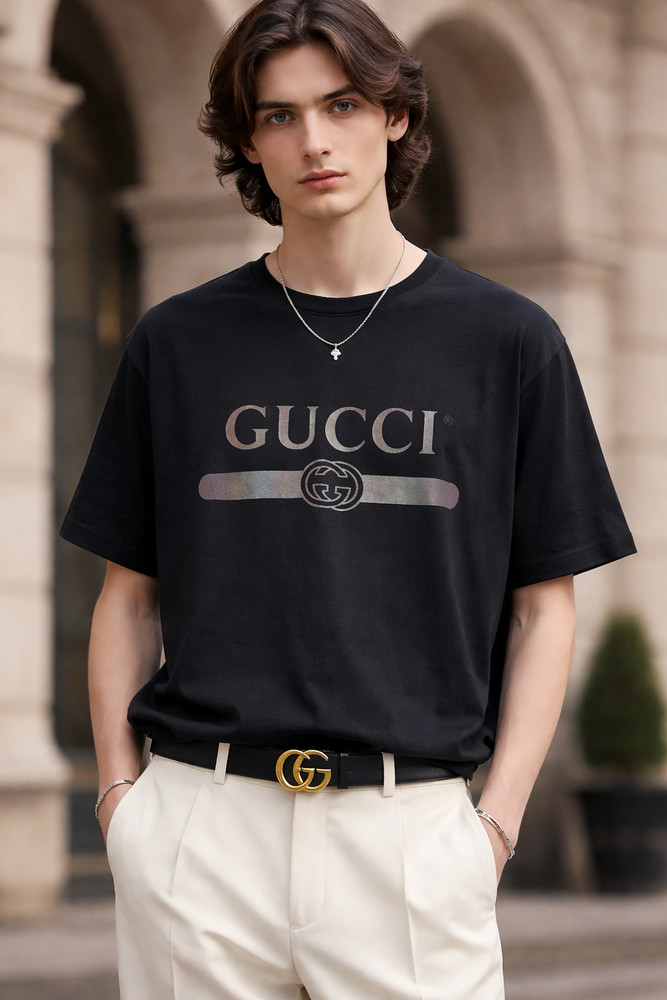 GUCCI men’s short sleeve logo T-Shirt – Black – M
