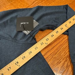 New 01.ALGO Performance Henley Long Sleeve Shirt Mens Medium Blue Stretch Casual
