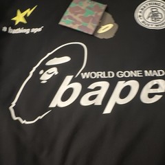A Bathing Ape BAPE Men’s Black Graphic Logo Crew Neck Short Sleeve T-Shirt S