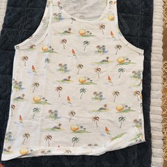 Set Of 5 Summer Shirts S/M Nicely Designed For Summer Look