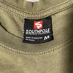 South Pole Ribbed T Shirt Men’s Medium Drab Green Scallop Hem Chest Pocket