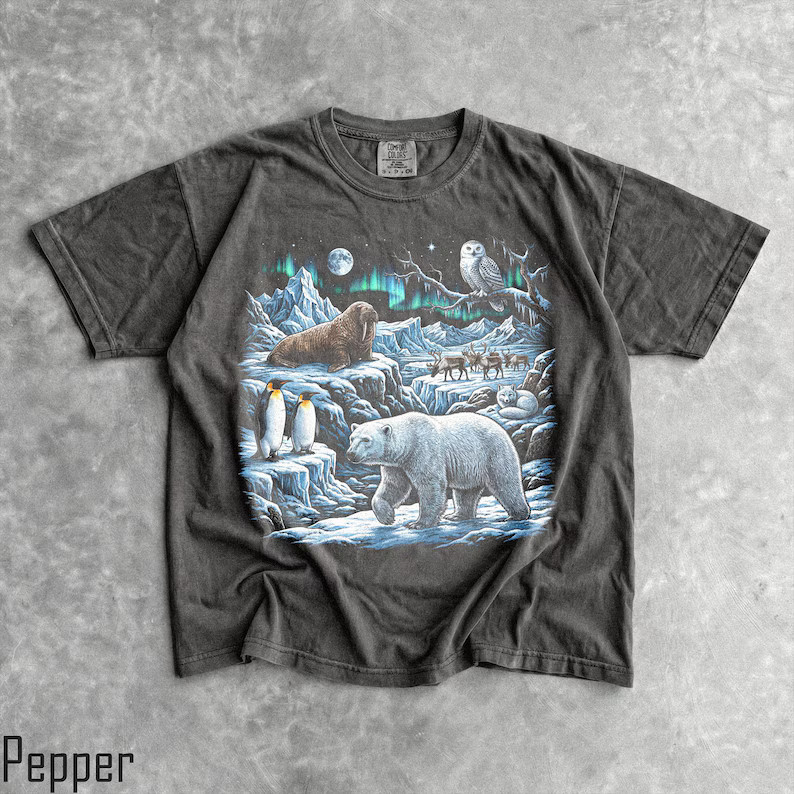 Arctic Wildlife Men Womens Comfort Tee