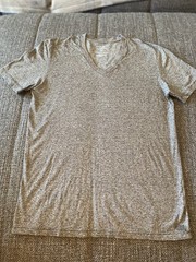 A|X Armani Exchange Men’s XS Gray Pima Cotton V-Neck T-Shirt