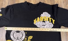 Upstanders Skull Varsity Roses College Athletics Sports Graphic Tee Medium Boxy