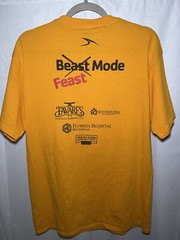 The YMCA Turkey Trot 5k Golden Triangle 2018 Orange T-Shirt Size Adult Large