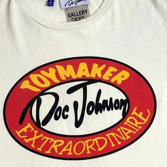 gallery dept doc johnson the plug tee