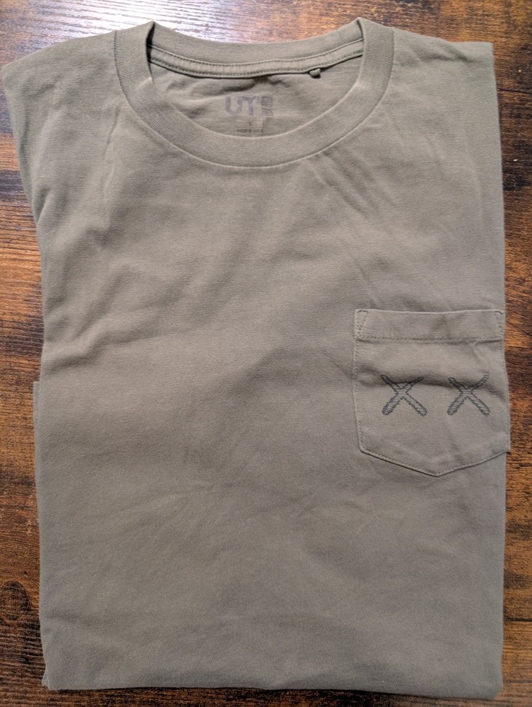 Kaws x Uniqlo UT XX Pocket T-shirt Japan Size Small Olive Green 2016