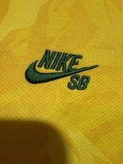 Nike Strike and Destroy Japan Graphic Sz M Brazil Yellow Jersey-340