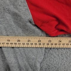 Champion shirt Men’s XL Sports Baseball Shirt Gray and Red 3/4 sleeve Raglan