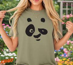 Unisex Cute Winking Panda Face T-Shirt – Minimalist Giant Panda Bear Graphic Tee
