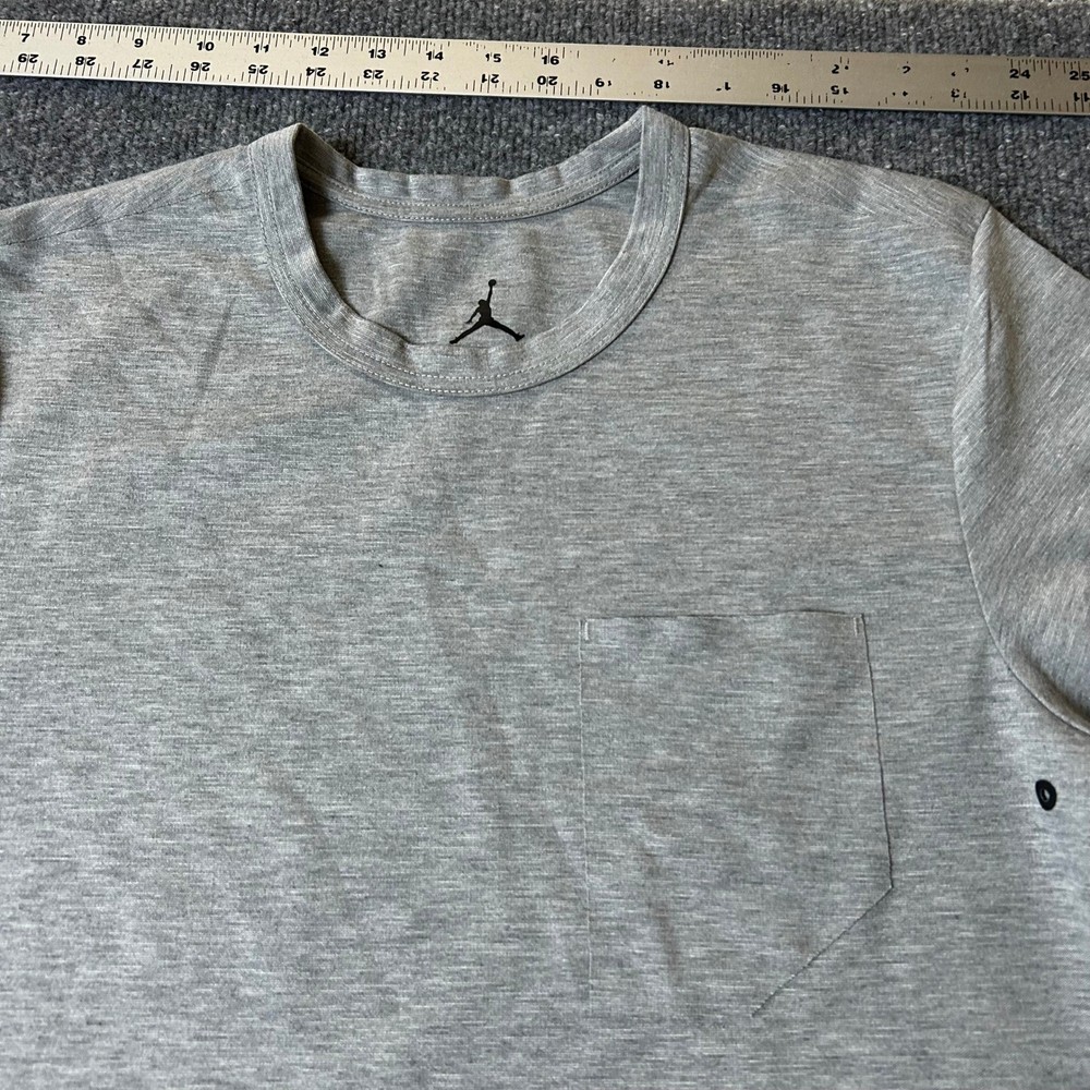 Jordan T-Shirt Mens Size S Grey Viscose Blend Pocket Athletic Jumpman Logo
