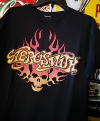 Aerosmith Men’s Vintage Flaming Skull Graphic Print Rock Band Shirt Size M
