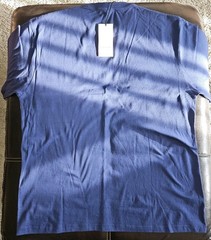 Authentic GUCCI Jumbo GG New w/Tag Blue, peach orange and white 2Xl T-shirt