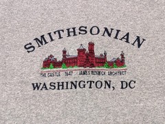 Vintage 90s Smithsonian Institution Castle Cotton Rayon Embroidered T-Shirt XL