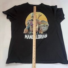 The Mandalorian Star Wars Officially Licensed Graphic T-Shirt Size L