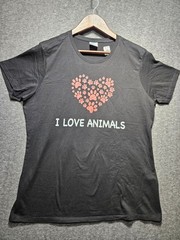 Women’s I Love Animals Heart Paw Prints Black T-Shirt Pets Dogs Cats
