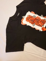 Outrank Black T-shirt Mens Medium Roses 19.5W X28L