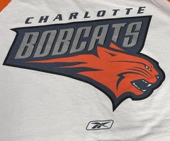 VTG Charlotte Bobcats Rebook Short Sleeve Raglan T-Shirt Adult L Cotton USA Made