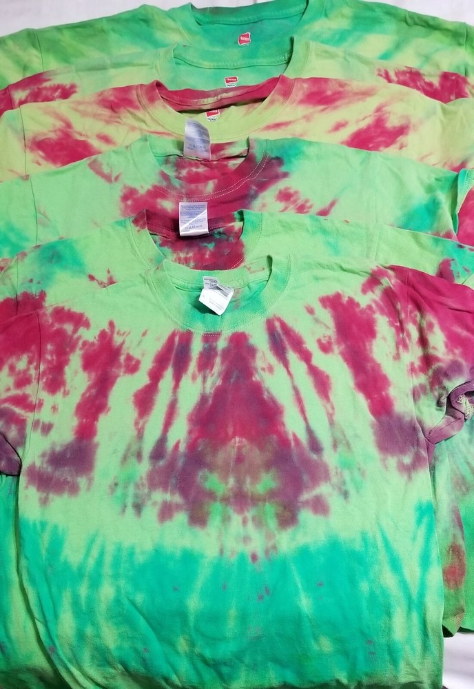 Tie Die T-Shirt – Primary Color Green/Red – Hanes Tagless Preshrunk – Size S