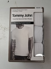 Tommy John Men’s Essential Shirt, White, Size Medium, Pack of 3