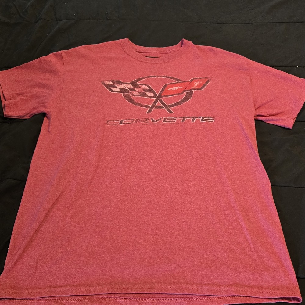 Corvette T-Shirt Mens Large Red GM Chevrolet Official License Race Flag Retro