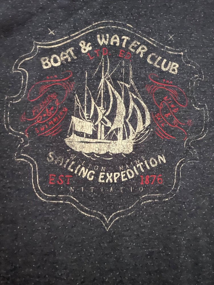 G.H. Bass Wilton Maine Boat Sailing Expedition Fishing Graphic Print T-Shirt L