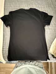 Bylt split hem shirt. Black. Large.