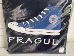 Fruit of the Loom Prague Czech Republic Graphic Classic T-Shirt Navy Blue NIP