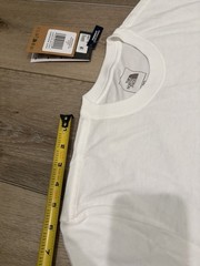 The North Face Long Sleeve Hit Graphic T-Shirt Mens Medium TNF White/Black NWT
