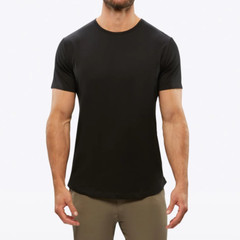 CUTS AO Curve-Hem Tee – Men’s Medium – Black