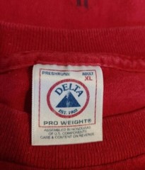 Delta Preshrunk T-Shirt Mens XL Red Short Sleeve Graphic Flag Cotton Crew Neck